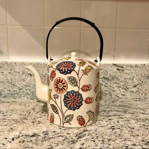 Boho floral teapot